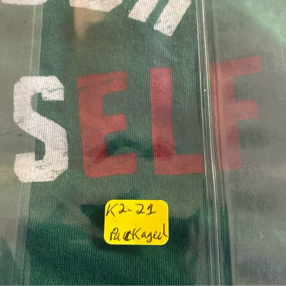 Old Navy Women S SMALL The Easy Tee Top Christmas Elf Holiday Fun Funny Festive - Picture 10 of 10